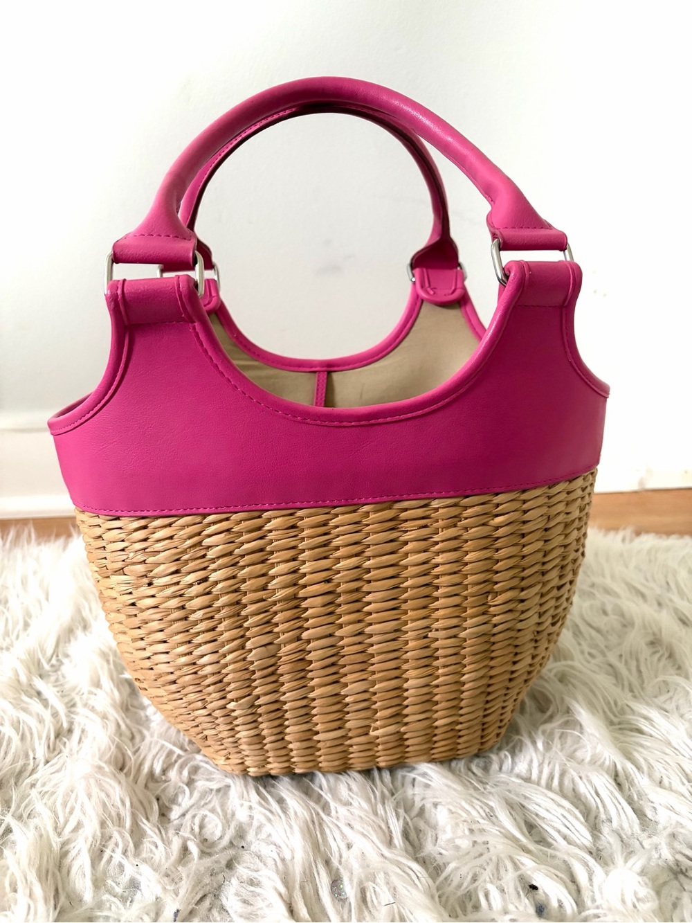 Banana Republic Vintage Straw Wicker Handbag Bag Leather Handles Pink